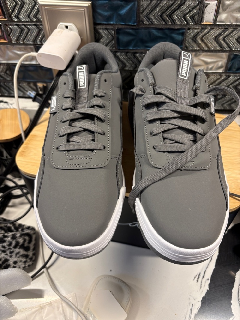 Puma Men's Gray Low-Top Sneakers with White Sole - Picture 1 of 4